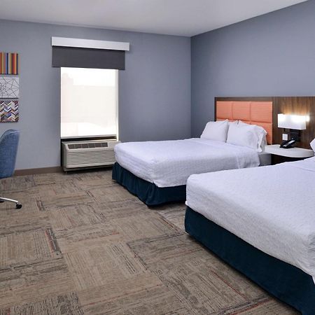 Hampton Inn Kansas City Northeast Esterno foto