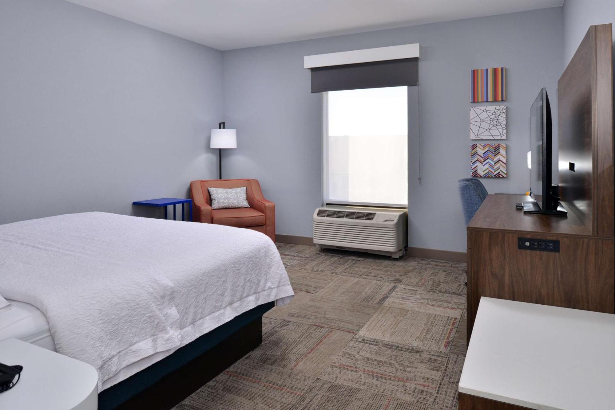 Hampton Inn Kansas City Northeast Esterno foto